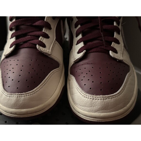 Nike Dunk Low Premium Valentine's Day  Size 8.5 - Picture 7 of 8